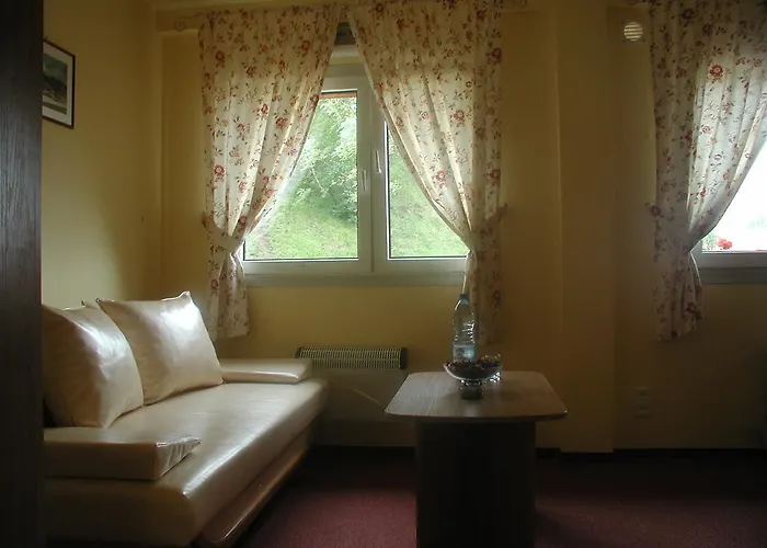 Guest house Cztery Pory Roku *